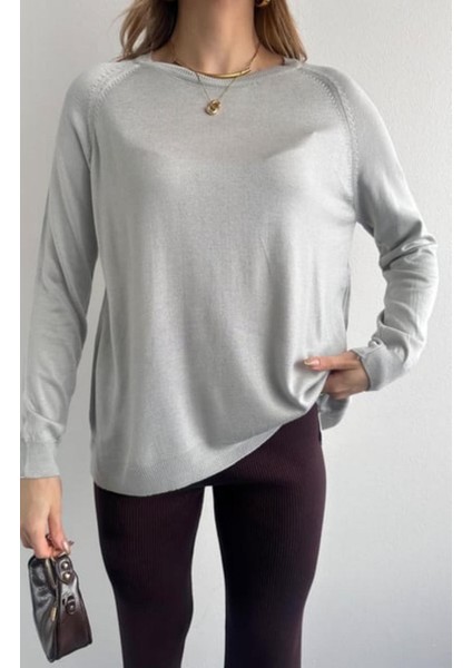 Kadın Italyan Yaka Yanları Yırtmaç Detaylı Ince Triko Kazak fırsatları