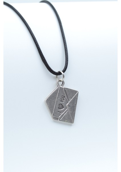 I Love You Mektup Gümüş Kaplama Deri Ip Kolye