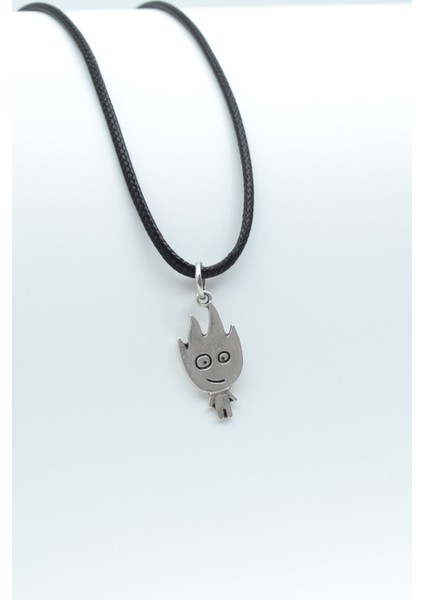 Minimal Ateş Gümüş Kaplama Deri Ip Kolye