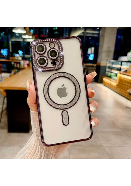 Apple iPhone 15 Pro Uyumlu Taşlı Magsafe Şarj Özellikli Kamera Korumalı Simli Kılıf fiyatları