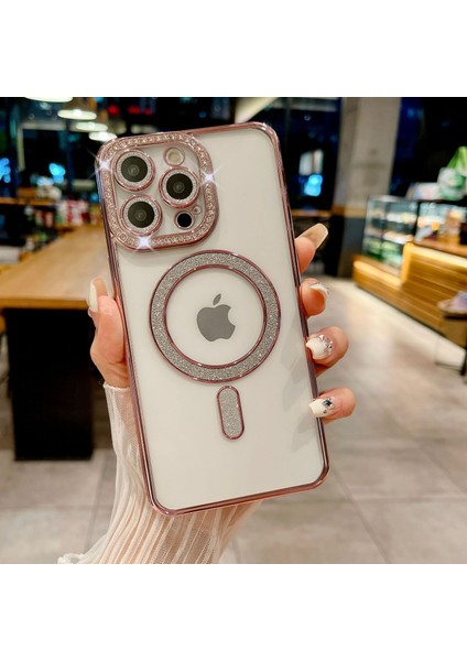 Apple iPhone 15 Pro Uyumlu Taşlı Magsafe Şarj Özellikli Kamera Korumalı Simli Kılıf fiyatları