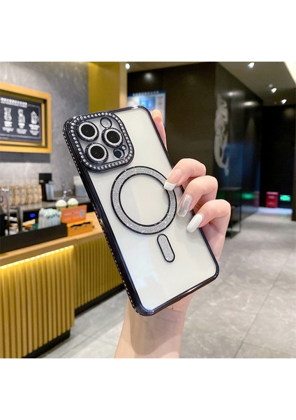 Apple iPhone 15 Pro Max Uyumlu Taşlı Magsafe Şarj Özellikli Kamera Korumalı Simli Kılıf