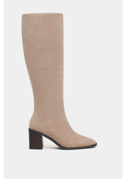 Isabella Koyu Bej Süet Sivri Burun Topuklu Kadın Çizme