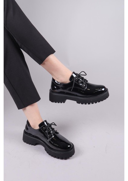 BAVİL Bağcıklı Rugan Loafer Ayakkabı SİYAH