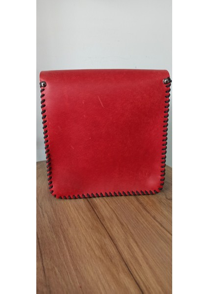 Gerçek Deri Kırmızı Çapraz Kol Çantası fiyatları