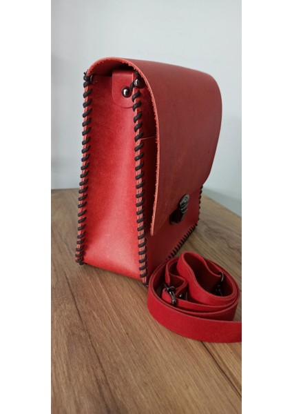 Gerçek Deri Kırmızı Çapraz Kol Çantası fırsatları