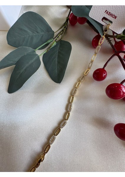 Özel Seri 14K Altın Kaplama Zirkon Bileklik-Şık ve Parlak Görünüm