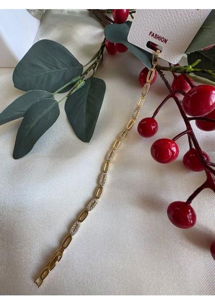 Özel Seri 14K Altın Kaplama Zirkon Bileklik-Şık ve Parlak Görünüm fiyatları