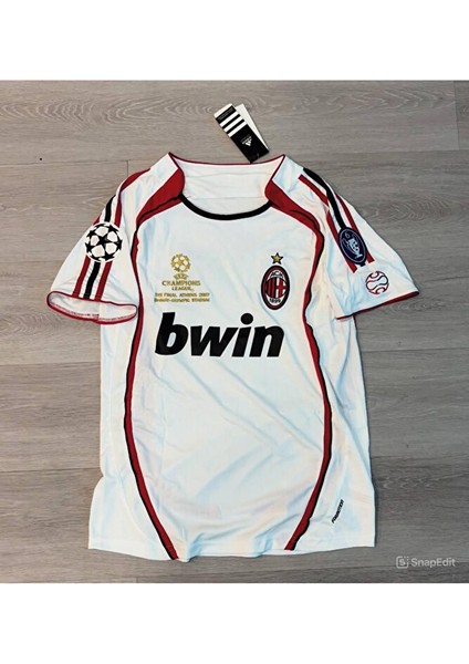 Efsane Milan Özel Tasarım Kaka 22 Retro Beyaz Forma fiyatları