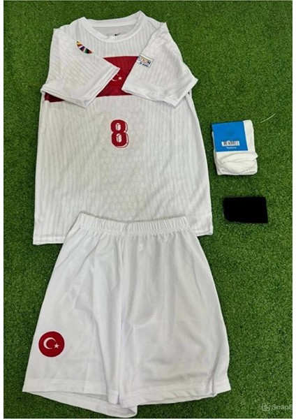 Türkiye Euro 2024 Arda Güler 8 Numara Çocuk 4'lü Set Hediyeli Beyaz Milli Takım Forması fiyatları