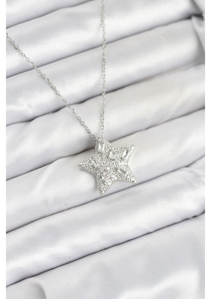 316L Çelik Zincir Gümüş Renk Yıldız Model Kadın Kolye