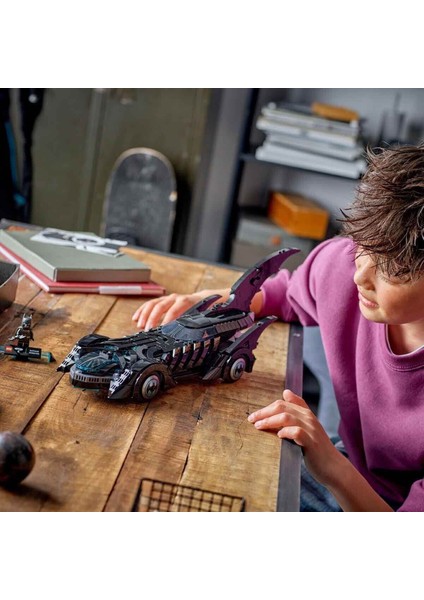 76304 Lego Batman Forever Batmobile 909 parça +12 yaş