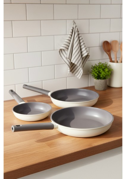 Chef Döküm 3 Parça Tava Seti Krem indirimleri