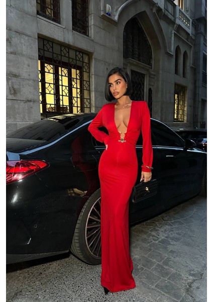 Kadın Derin Dekolteli Uzun Kollu Gold Toka Detaylı Maxi Boy Elbise NBDF173