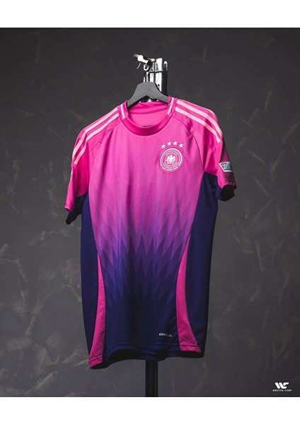Almanya 24/25 Euro Cup Milli Takım Futbol Forması Hava Alabilen Özel Forma Kumaşı modelleri