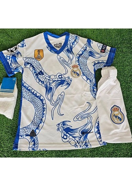 R̴e̴a̴l̴ ̴m̴a̴d̴r̴i̴d̴ 2026 Cristiano Ronaldo Yılan Desenli Çocuk Forması 4 Lü Set (Beyaz/mavi) fiyatları