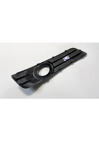 Audi A3 8p 2008-2012 Makyajlı Kasa Sis Farı Çerçevesi Sol modelleri