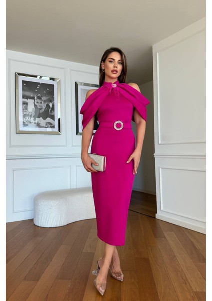 Kadın Omuz Detaylı Toka Kemerli Midi Boy Elbise NBNC110095 modelleri