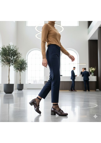 Kahverengi Kalın Topuklu Rugan Deri Kadın Ayakkabı fırsatları