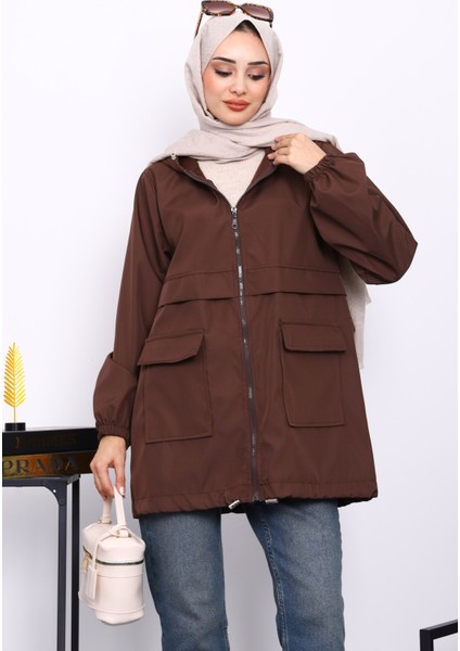 Kahverengi Kapüşonlu Fermuarlı Kısa Trenç