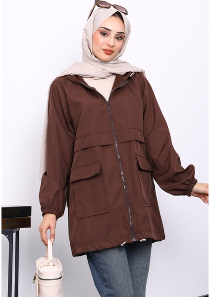 Kahverengi Kapüşonlu Fermuarlı Kısa Trenç modelleri