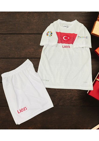 Lion Türkiye Beyaz Çocuk Forma Seti indirimleri