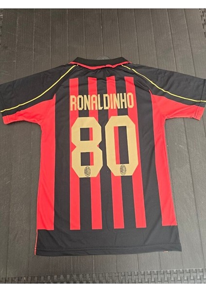 Efsane M.i.l.a.n Ronaldinho 80. Nostalji Forması 2007/08 modelleri