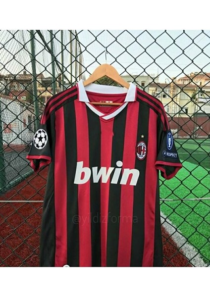 Çok Renkli A.c. Milan 2009/2010 Sezonu Ronaldinho Nostalji Forması fiyatları