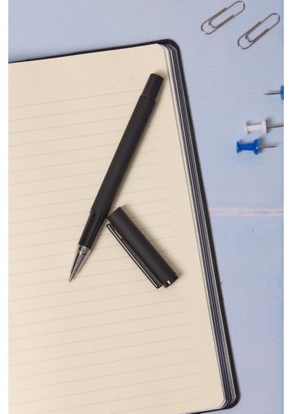 Kişiye Özel Siyah Kapaklı Mavi Mürekkepli Düz Roller Tükenmez Kalem fiyatları