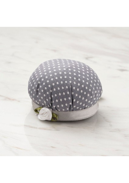 Loren Kola Takılabilir Gri Beyaz Iğnedanlık