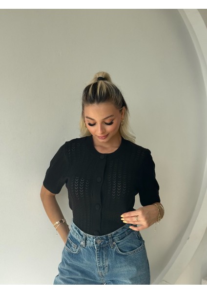 Siyah Kısa Kol Düğmeli Triko Hırka indirimleri