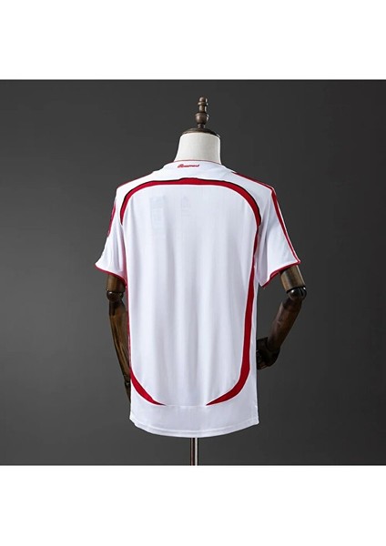 Ac Milan 06/07 Deplasman Beyaz Retro Kısa Kollu Forma fiyatları
