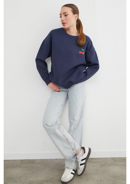 3 Iplik Kiraz Baskılı Oversize Sweatshirt fiyatları