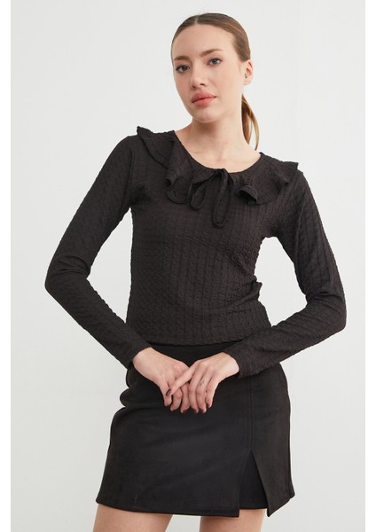 Bebe Yaka Bürümcük Kumaş Bluz