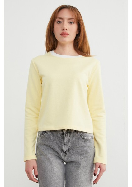 3 Iplik Şardonsuz Yakası Ribanalı Sweatshirt indirimleri