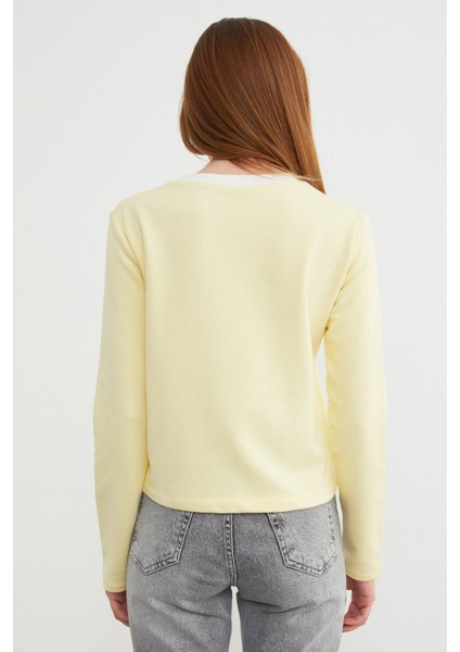 3 Iplik Şardonsuz Yakası Ribanalı Sweatshirt