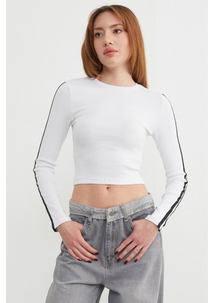 Bisiklet Yaka Kolları Biye Detaylı Crop Body modelleri