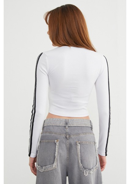 Bisiklet Yaka Kolları Biye Detaylı Crop Body