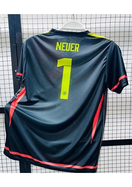 Manuel Neyer Kaleci Yeni Sezon Forma modelleri