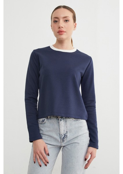 3 Iplik Şardonsuz Yakası Ribanalı Sweatshirt