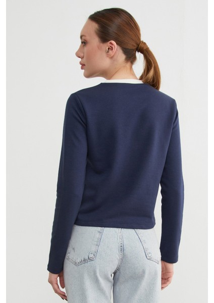 3 Iplik Şardonsuz Yakası Ribanalı Sweatshirt