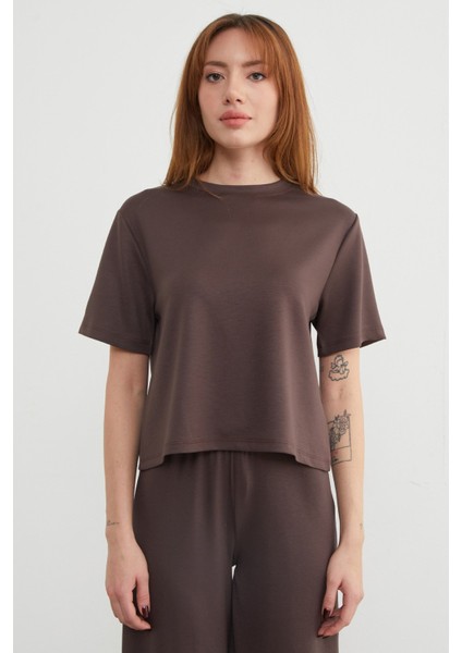 Basic Bisiket Yaka Modal Tişört modelleri