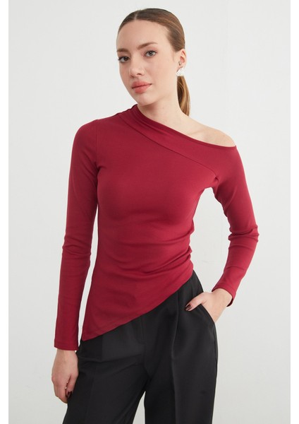 Basic Asimetrik Yırtmaçlı Tek Omuz Bluz modelleri