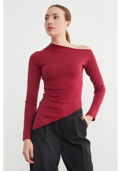 Basic Asimetrik Yırtmaçlı Tek Omuz Bluz indirimleri