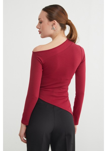 Basic Asimetrik Yırtmaçlı Tek Omuz Bluz