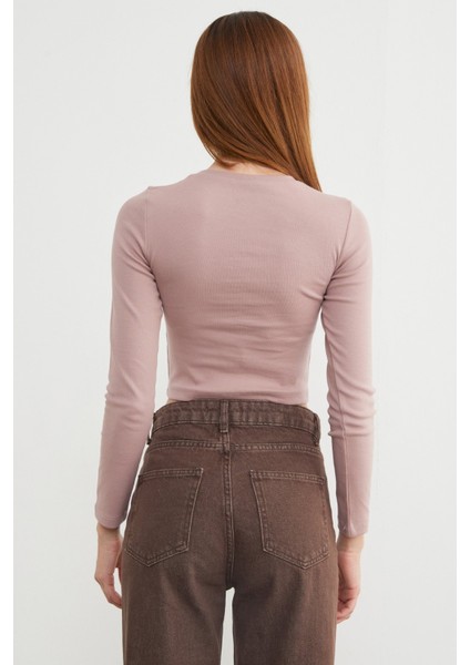 Fiyonk Nakışlı Likralı Crop Body