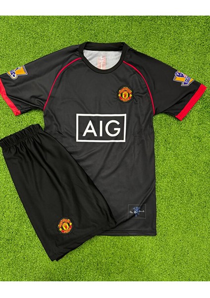 Cristiano Ronaldo United Siyah Çocuk Futbol Forması Hava Alabilen Polyester Kumaş Halısaha Forması fiyatları
