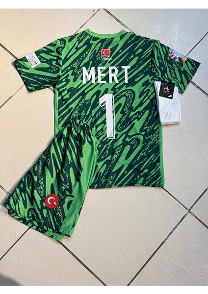 Türkiye Mert Günok Kaleci Yeşil Milli Takım Çocuk Futbol Forma 3'lü Set Forma+Şort+Çorap