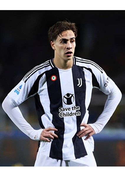 Kenan Yildiz Juventus 24/25 Yeni Sezon Futbol Forması Özel Forma Kumaşı