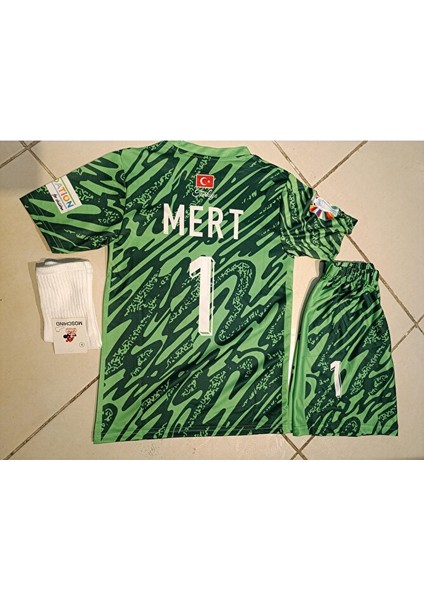 Türkiye Kaleci Mert Günok Yeşil 3 Lü Çocuk Futbol Forma. Şort+Forma+Çorap